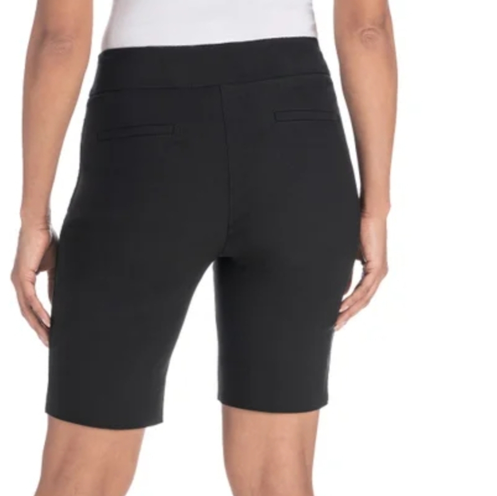 APT .9  Bermuda Shorts